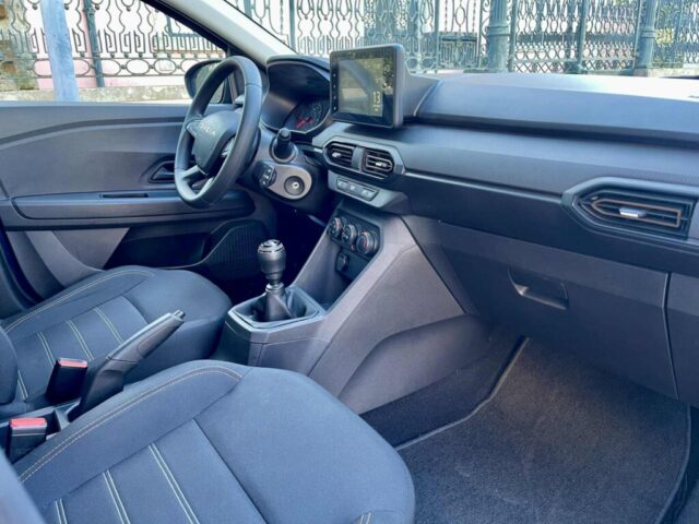 16a06928-0e34-417a-8e61-6f02485f6149