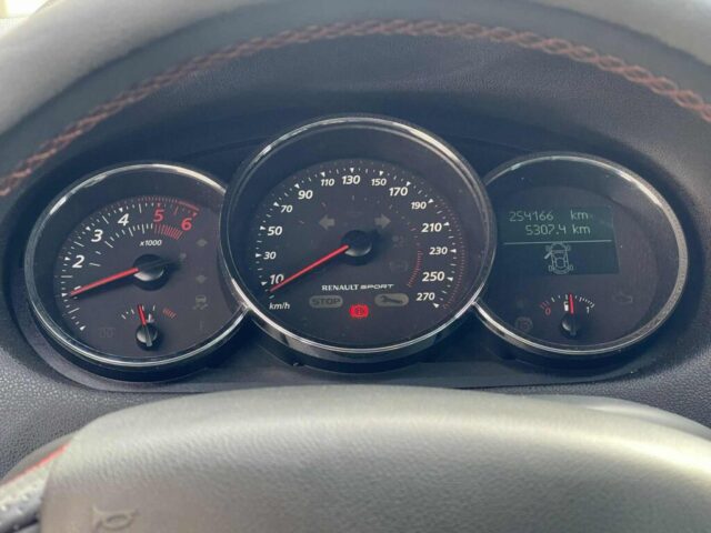 d04ef173-9b26-4aad-b980-564c71b0f9c1